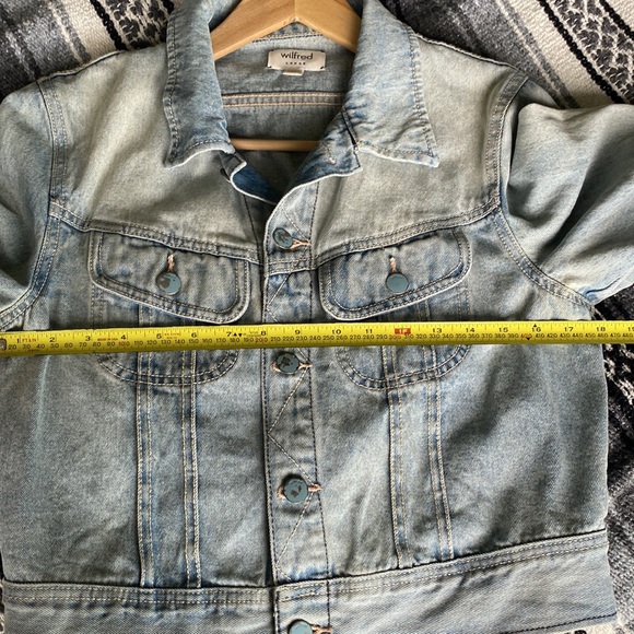 Beautiful Wilfred denim Jacket size L but fits small (small-med size) - Picture 7 of 8